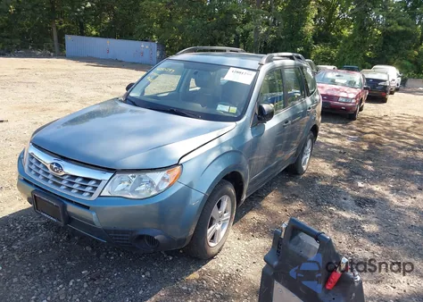 2011 Subaru Forester 2.5X из США, поврежденный, VIN JF2SHABC9BH709529